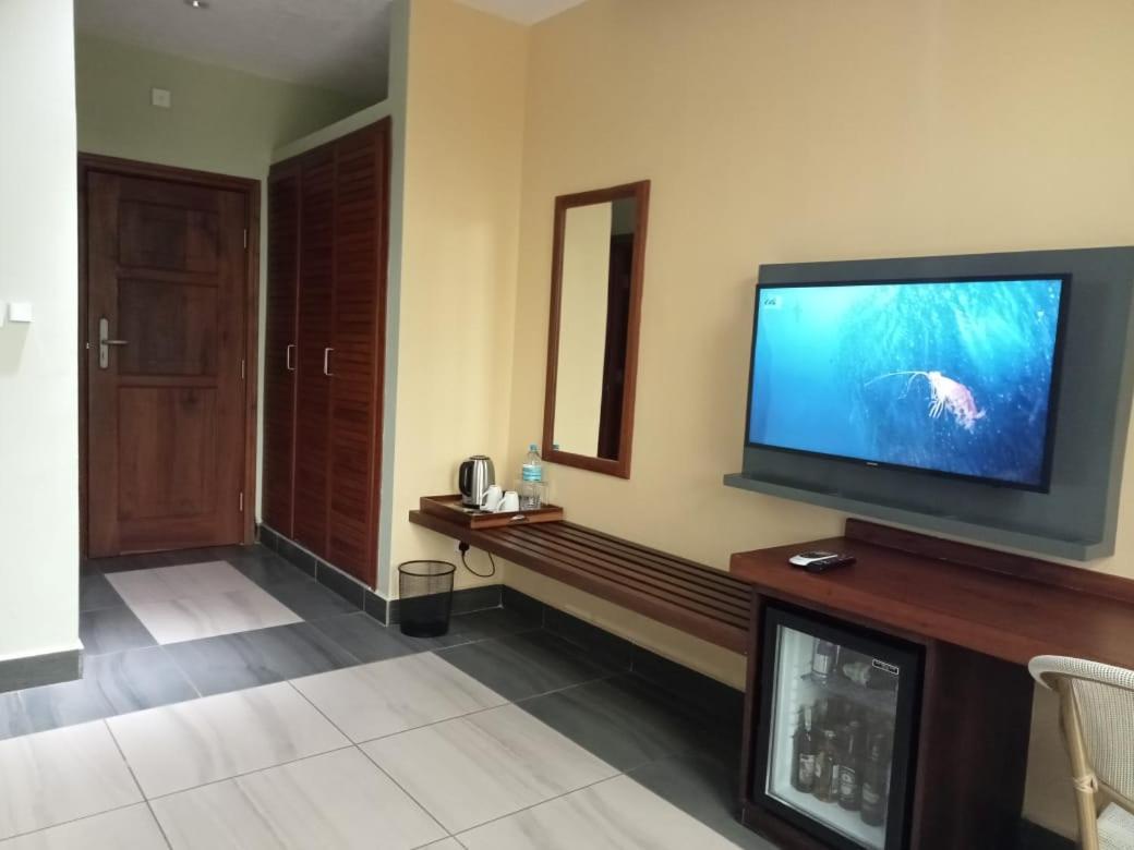 Cate Hotel Morogoro Екстер'єр фото